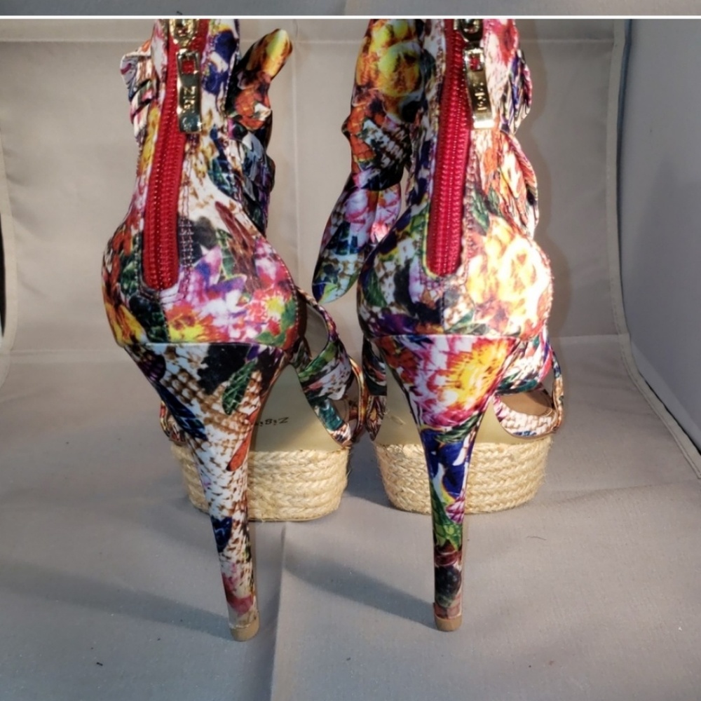Shoes - Picture 2 of 2